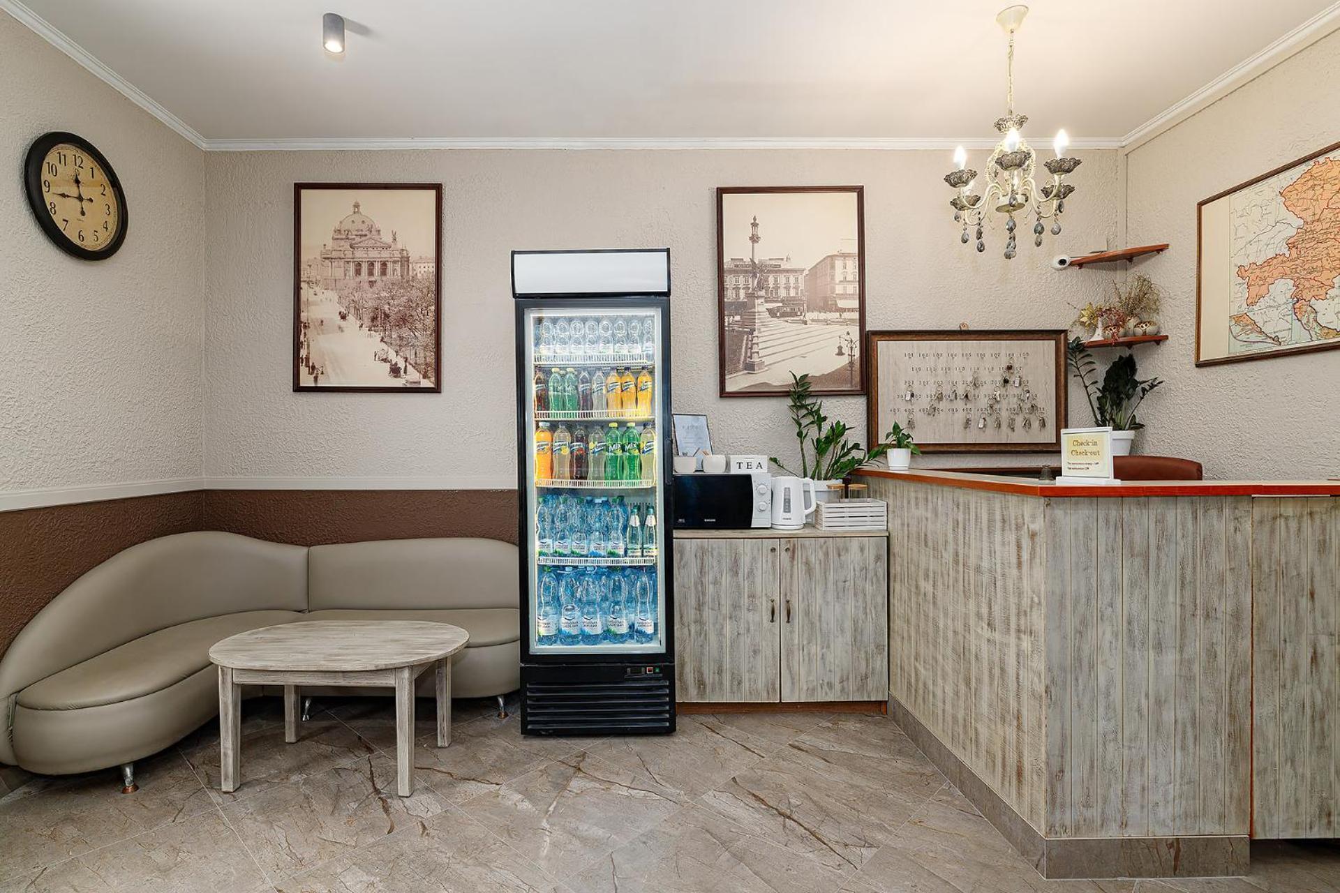 Готель Кайзер Економ Lviv Extérieur photo