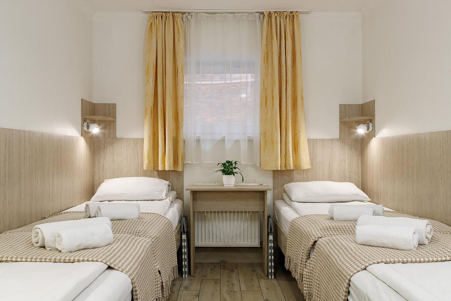 Готель Кайзер Економ Lviv Extérieur photo